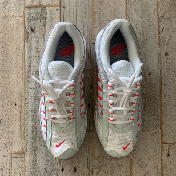 🌟NIKE AIR MAX🌟Tailwind IV ‘Red Orbit-Wolf Grey’ - Picture 3 of 8